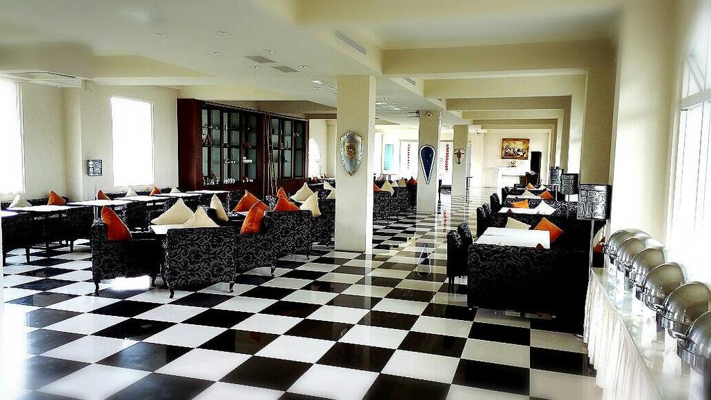 Empire Pacific Castle Hotel Yangmei Ngoại thất bức ảnh