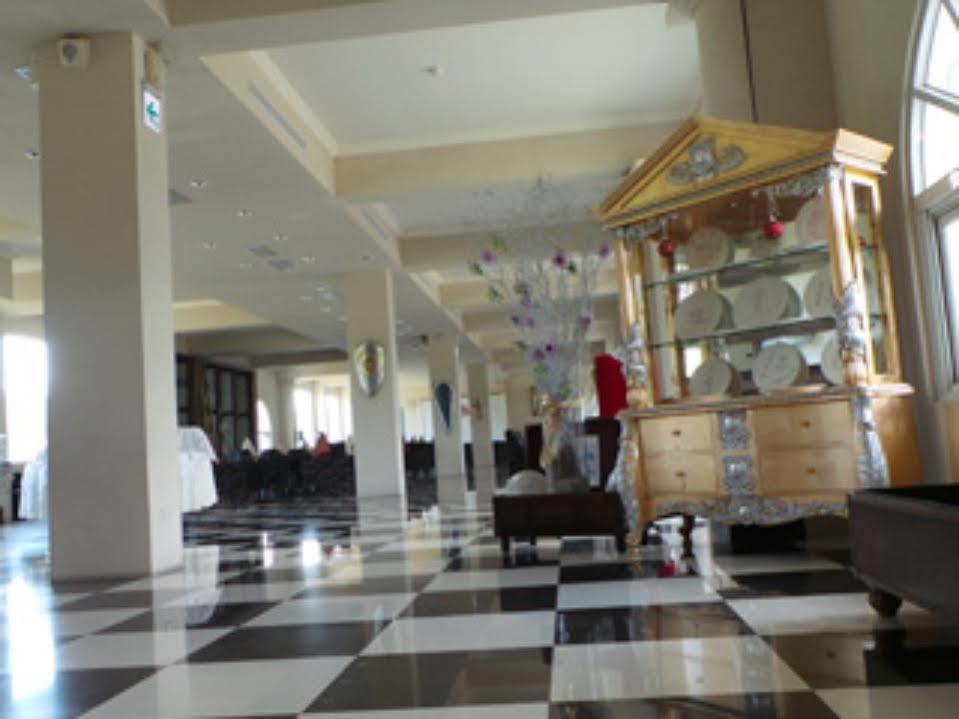 Empire Pacific Castle Hotel Yangmei Ngoại thất bức ảnh