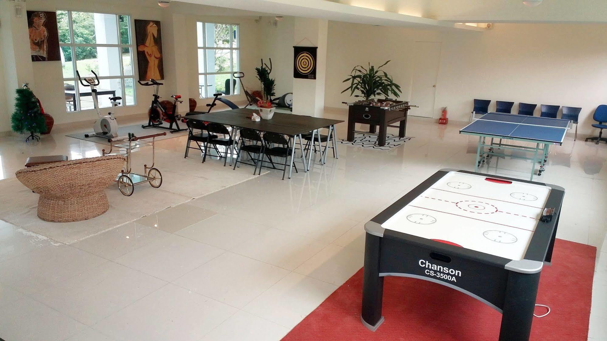 Empire Pacific Castle Hotel Yangmei Ngoại thất bức ảnh