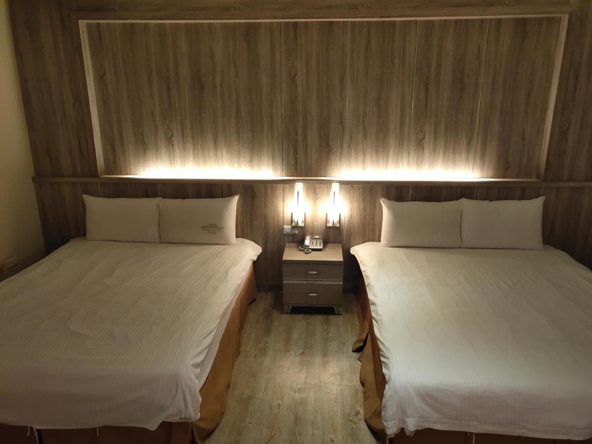 Empire Pacific Castle Hotel Yangmei Ngoại thất bức ảnh