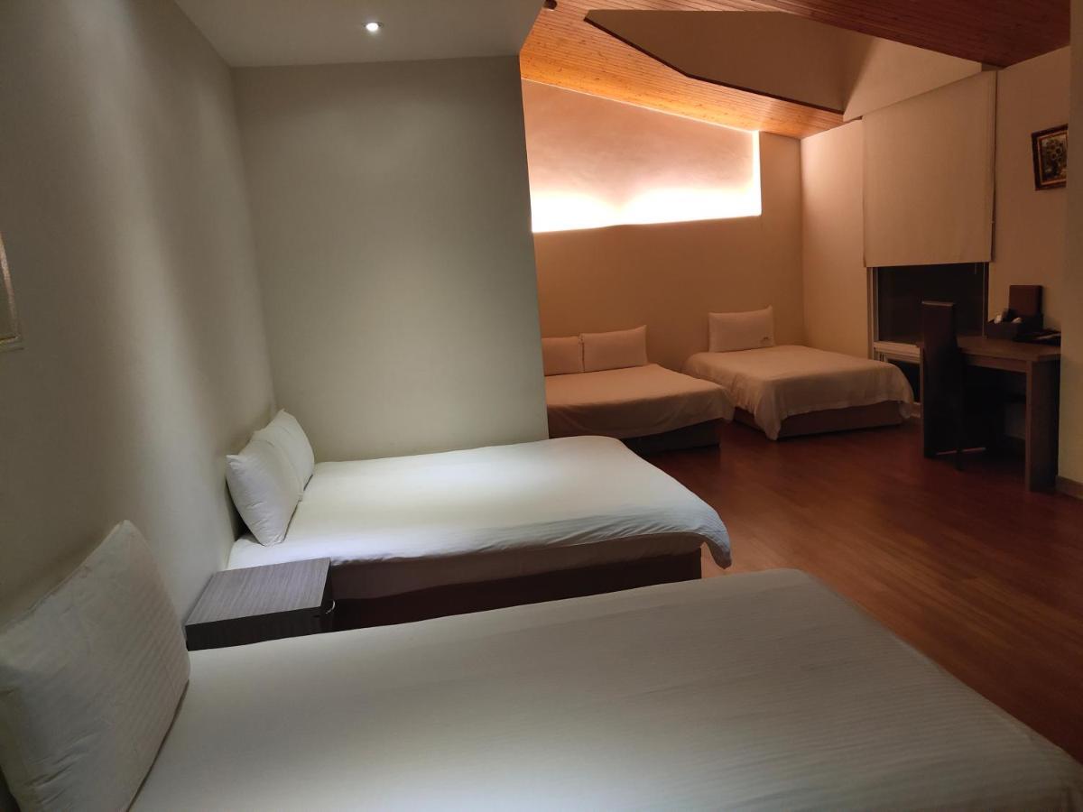 Empire Pacific Castle Hotel Yangmei Ngoại thất bức ảnh