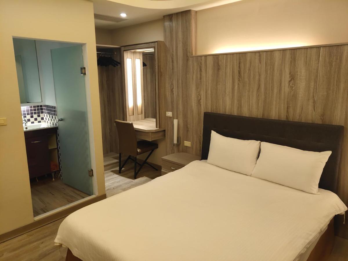 Empire Pacific Castle Hotel Yangmei Ngoại thất bức ảnh